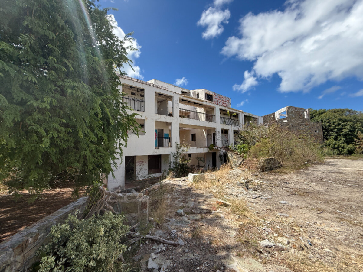 27 acres Beachfront St Martin