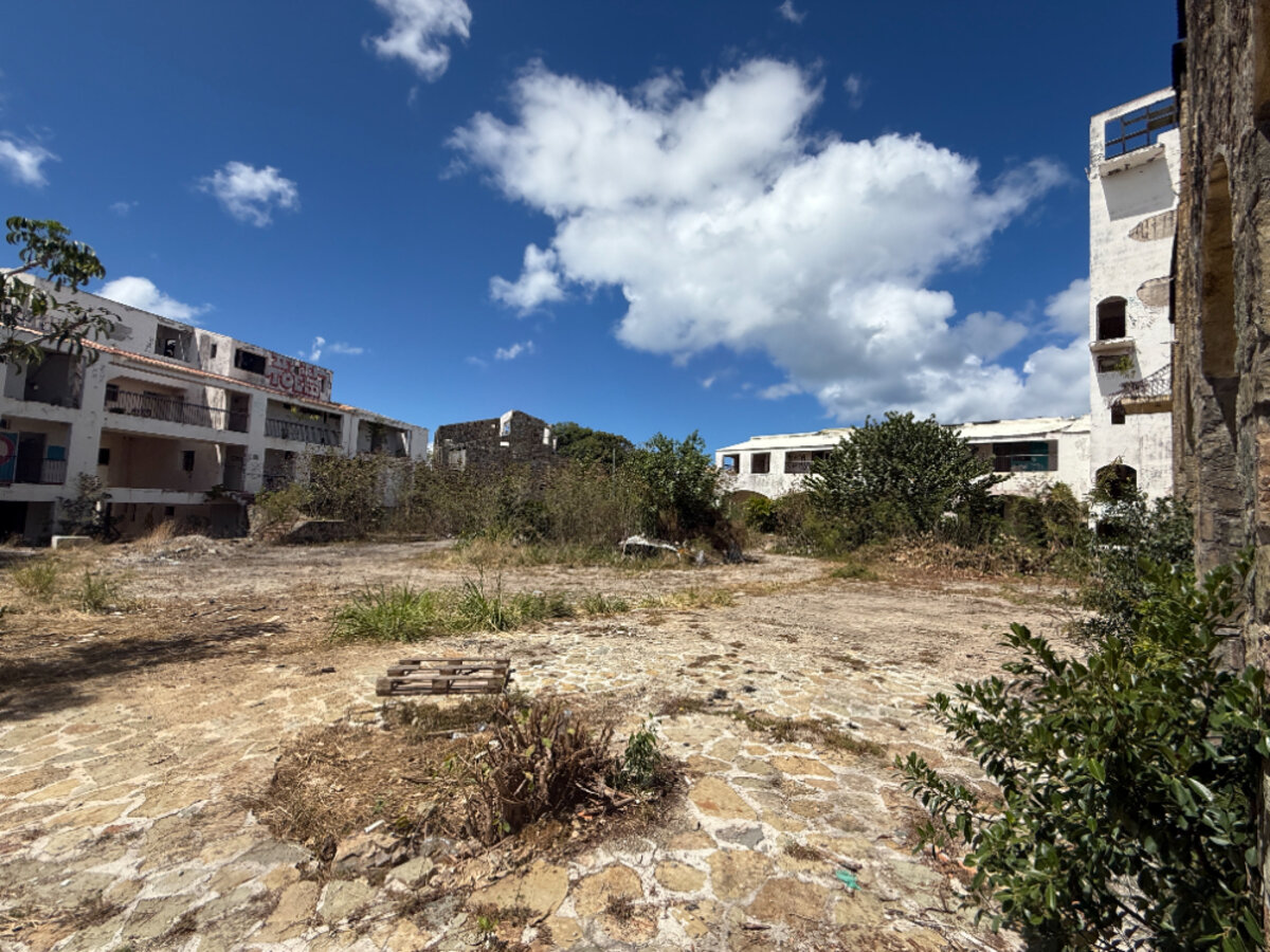 27 acres Beachfront St Martin