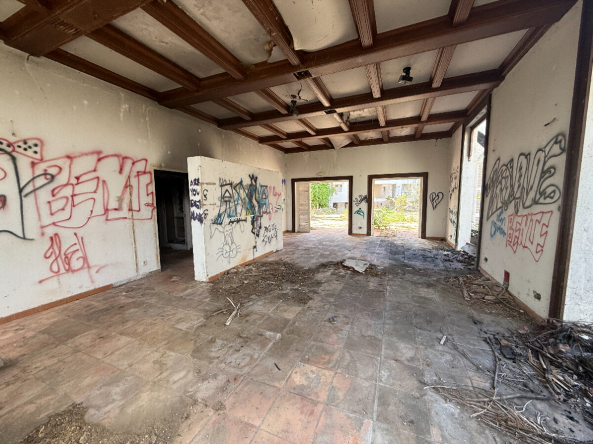 27 acres Beachfront St Martin