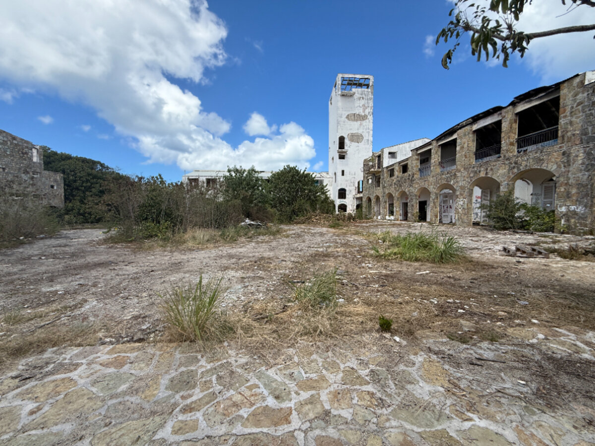 27 acres Beachfront St Martin