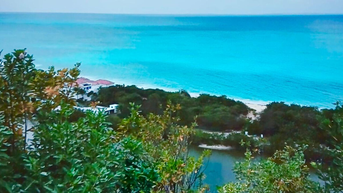 Rare villa vue mer exceptionnelle terres basses