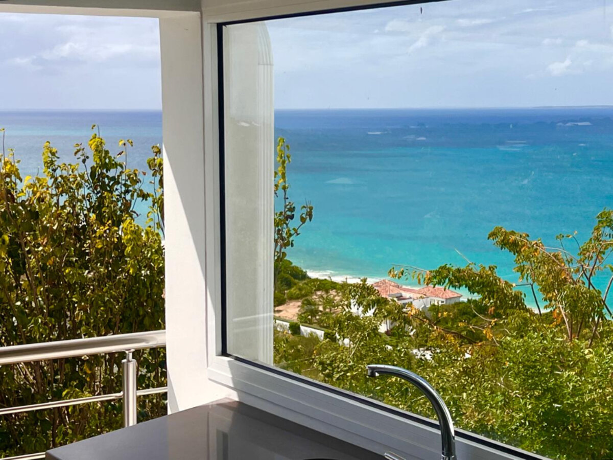 Rare villa vue mer exceptionnelle terres basses