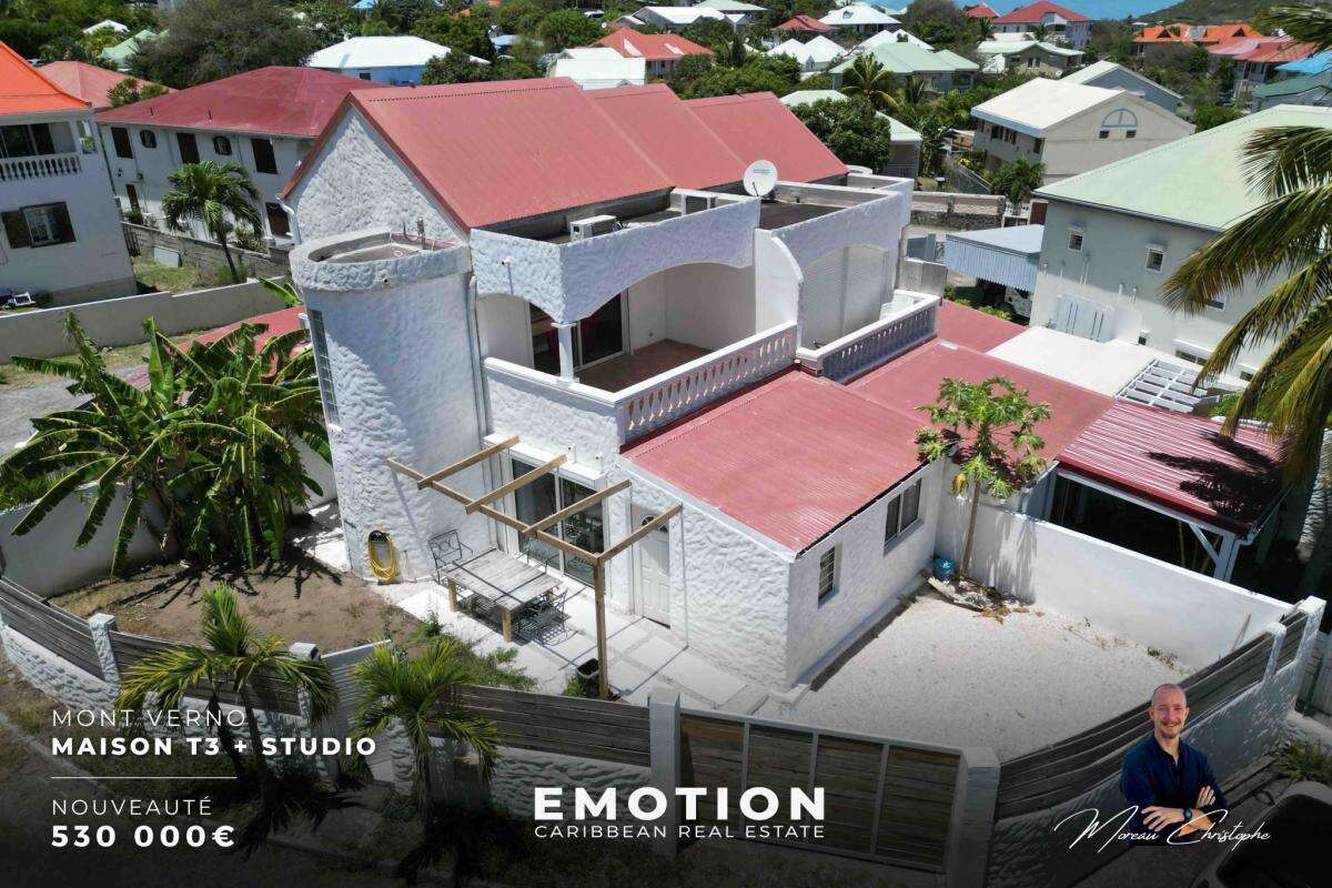 Photo 2 bedroom house with garden and studio, Mont Vernon 2