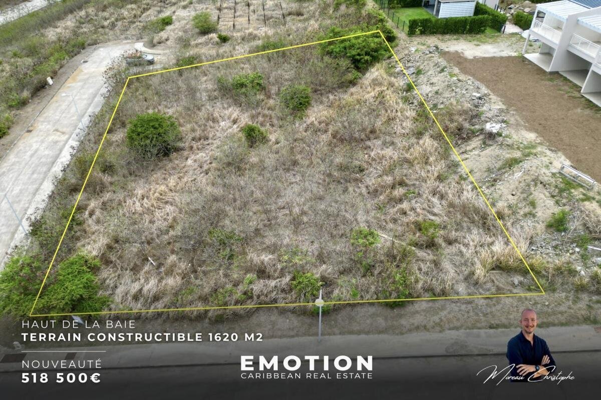 Terrain 1620m2, vue mer, Haut de la Baie