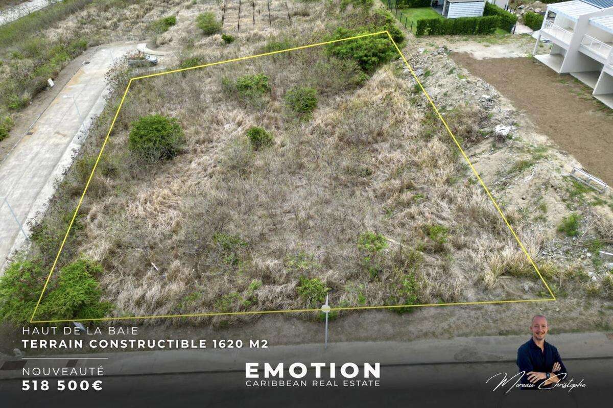 Photo Terrain 1620m2, vue mer, Haut de la Baie