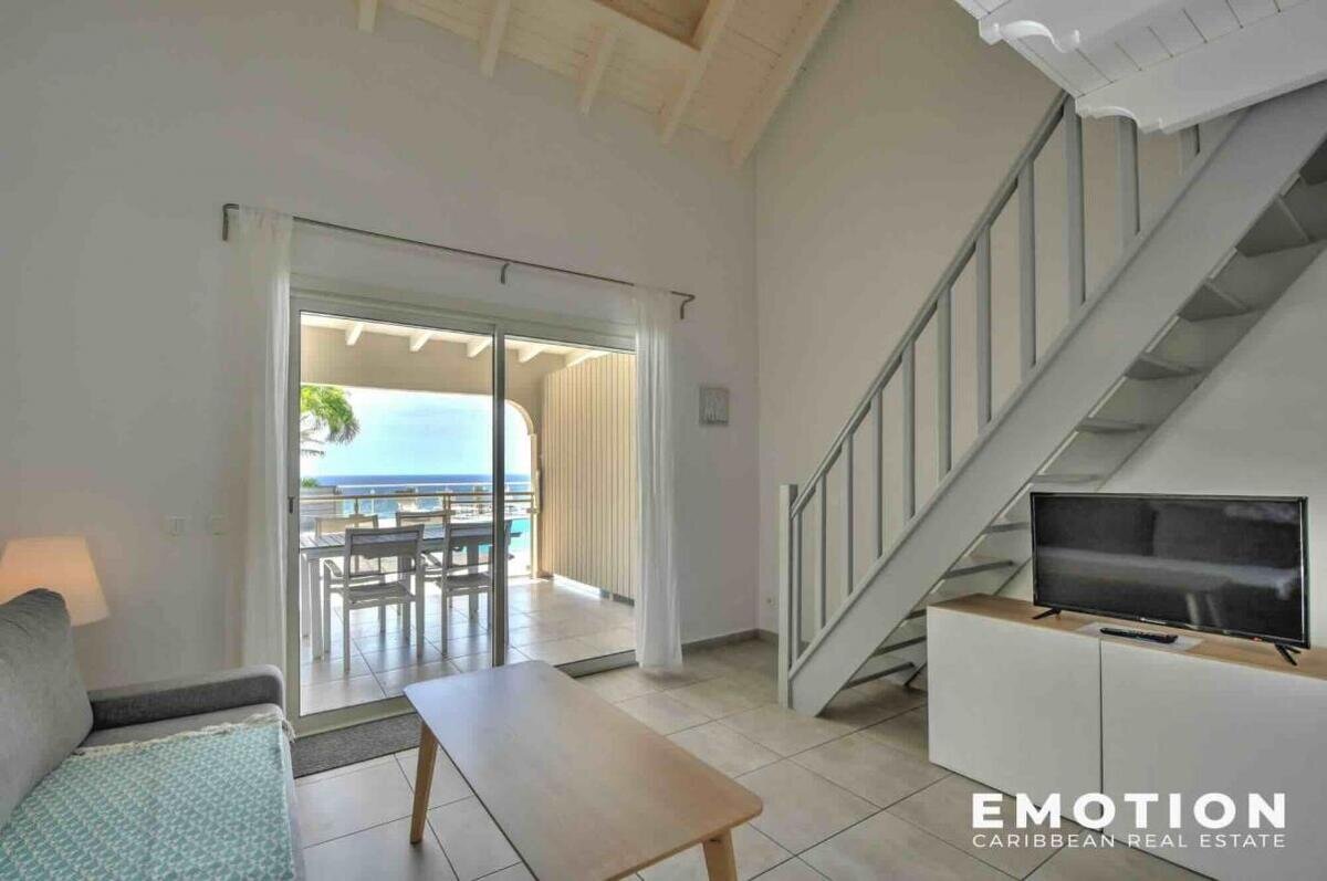 Ensemble immobilier pleine vue mer de deux villas + 3 appart