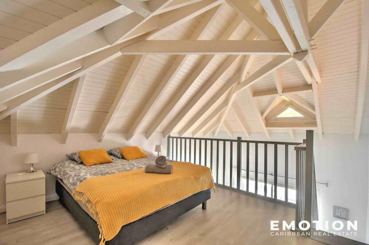 Ensemble immobilier pleine vue mer de deux villas + 3 appart