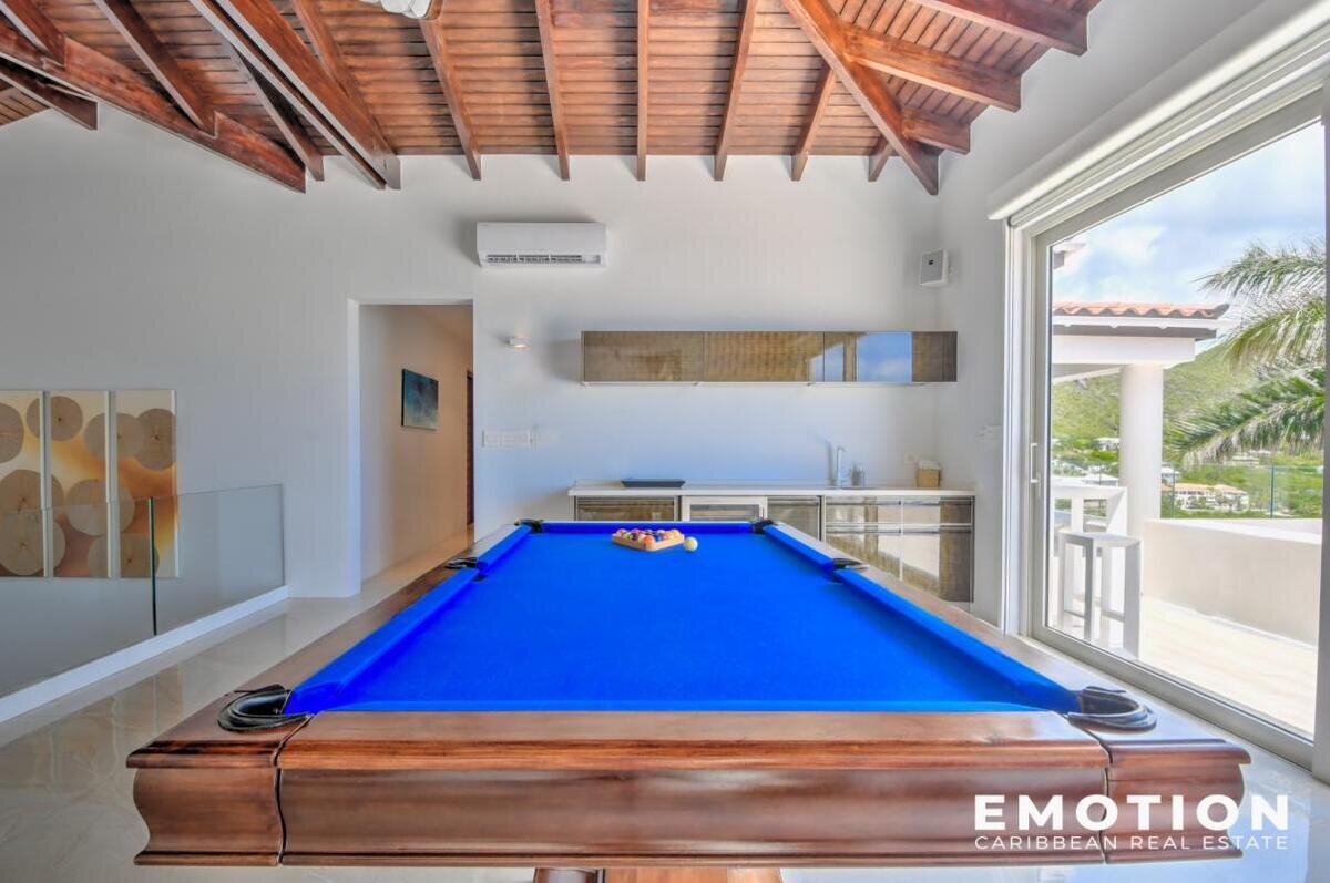 Villa 6 Chambres - Première Ligne Vue Mer