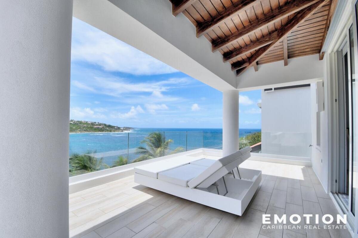 Villa 6 Chambres - Première Ligne Vue Mer