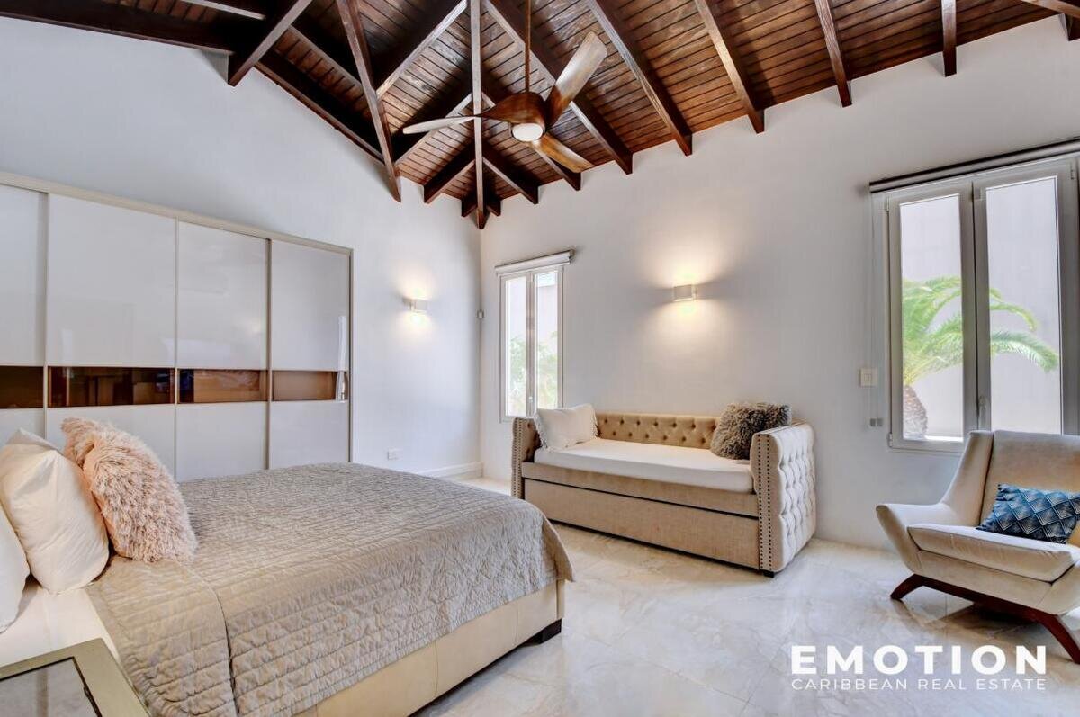 Villa 6 Chambres - Première Ligne Vue Mer