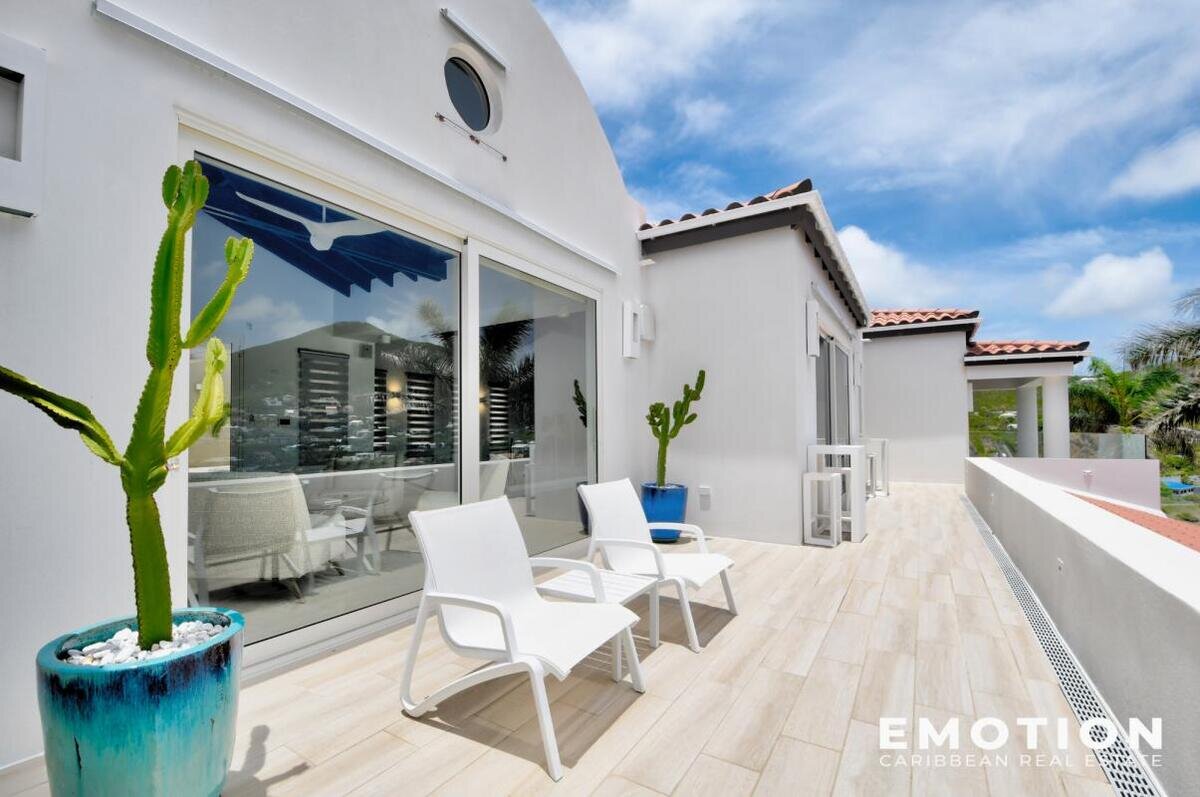 Villa 6 Chambres - Première Ligne Vue Mer