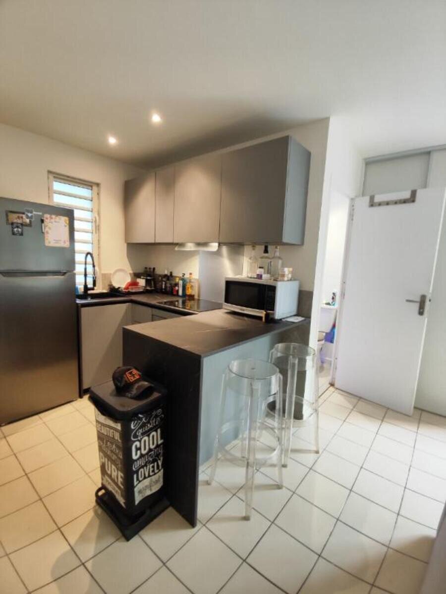 Offre Accepetee - Tres Bel Appartement 2 pièce(s) 48 M2 avec