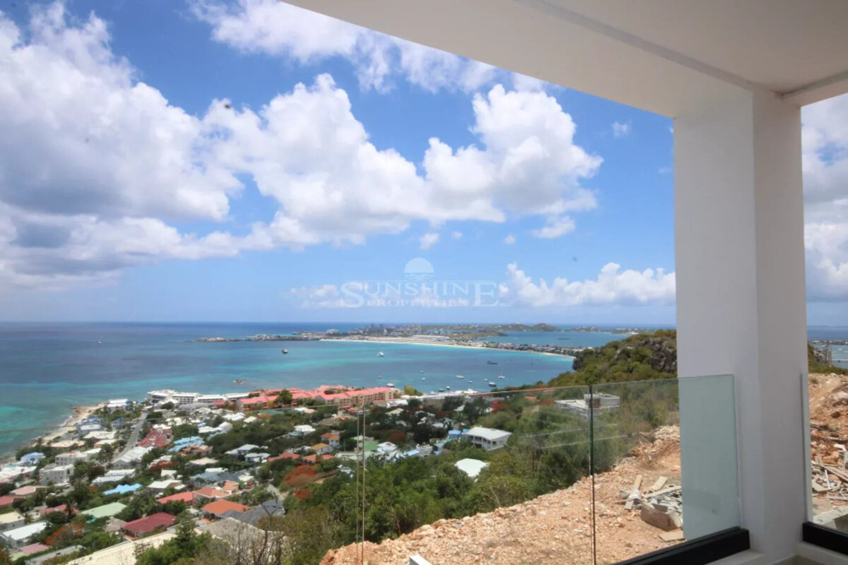 Ultimate luxury residences Phase B Bld 2 unit 4