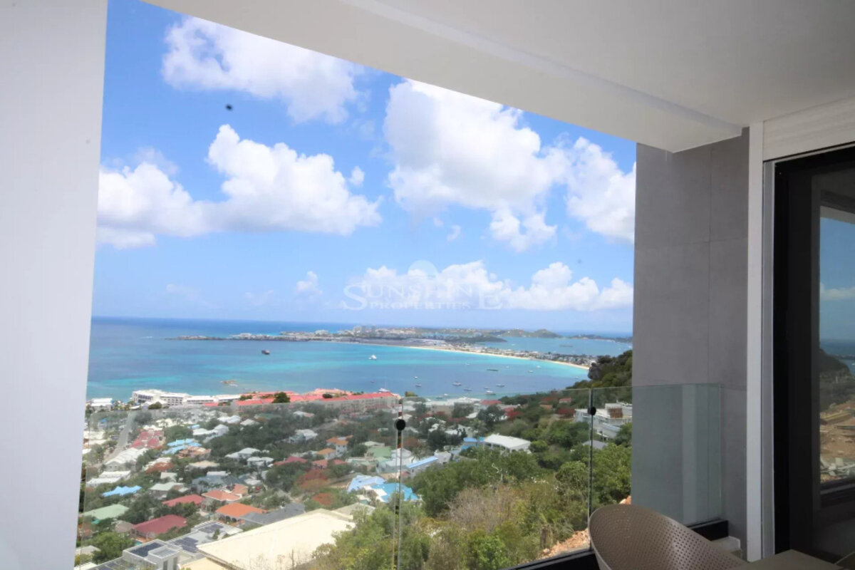 Ultimate luxury residences Phase B Bld 2 unit 4