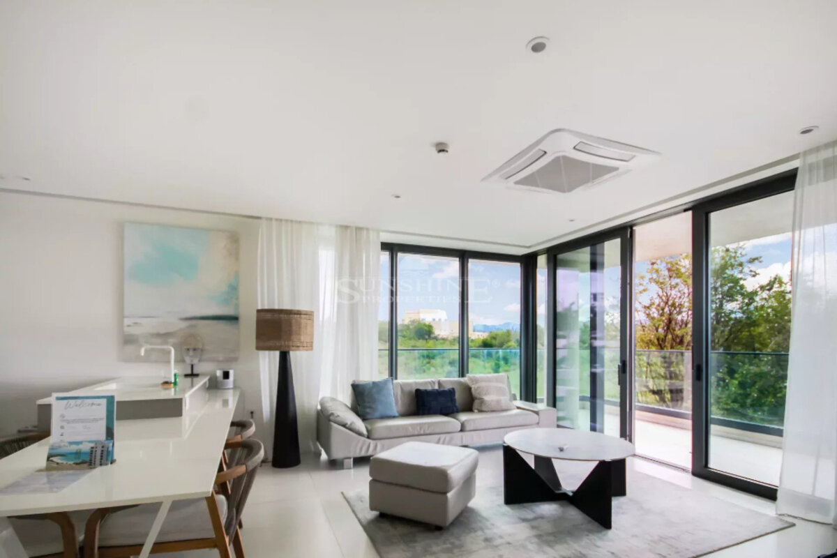 Stunning 1-bedroom apartment at 14 Mullet Bay