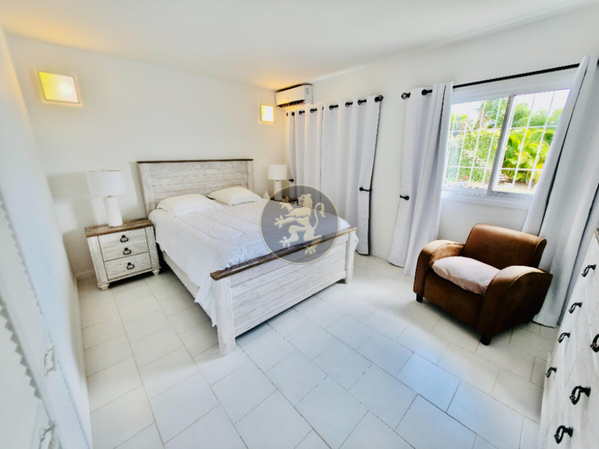 Stunning Sunset-Facing Villa with Private Pool