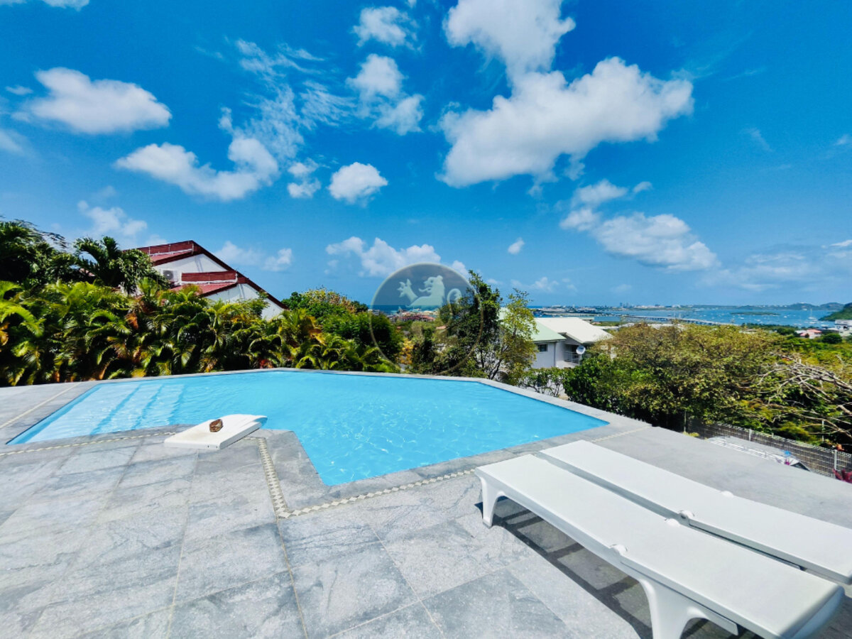 Stunning Sunset-Facing Villa with Private Pool