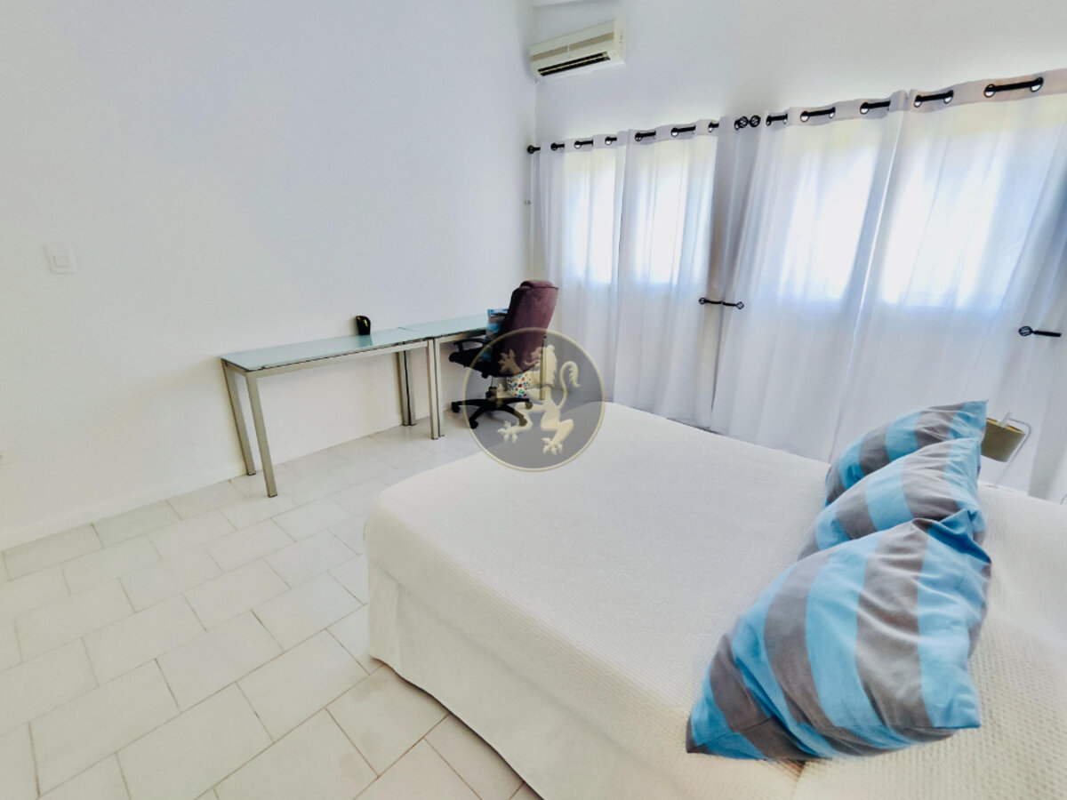 Stunning Sunset-Facing Villa with Private Pool