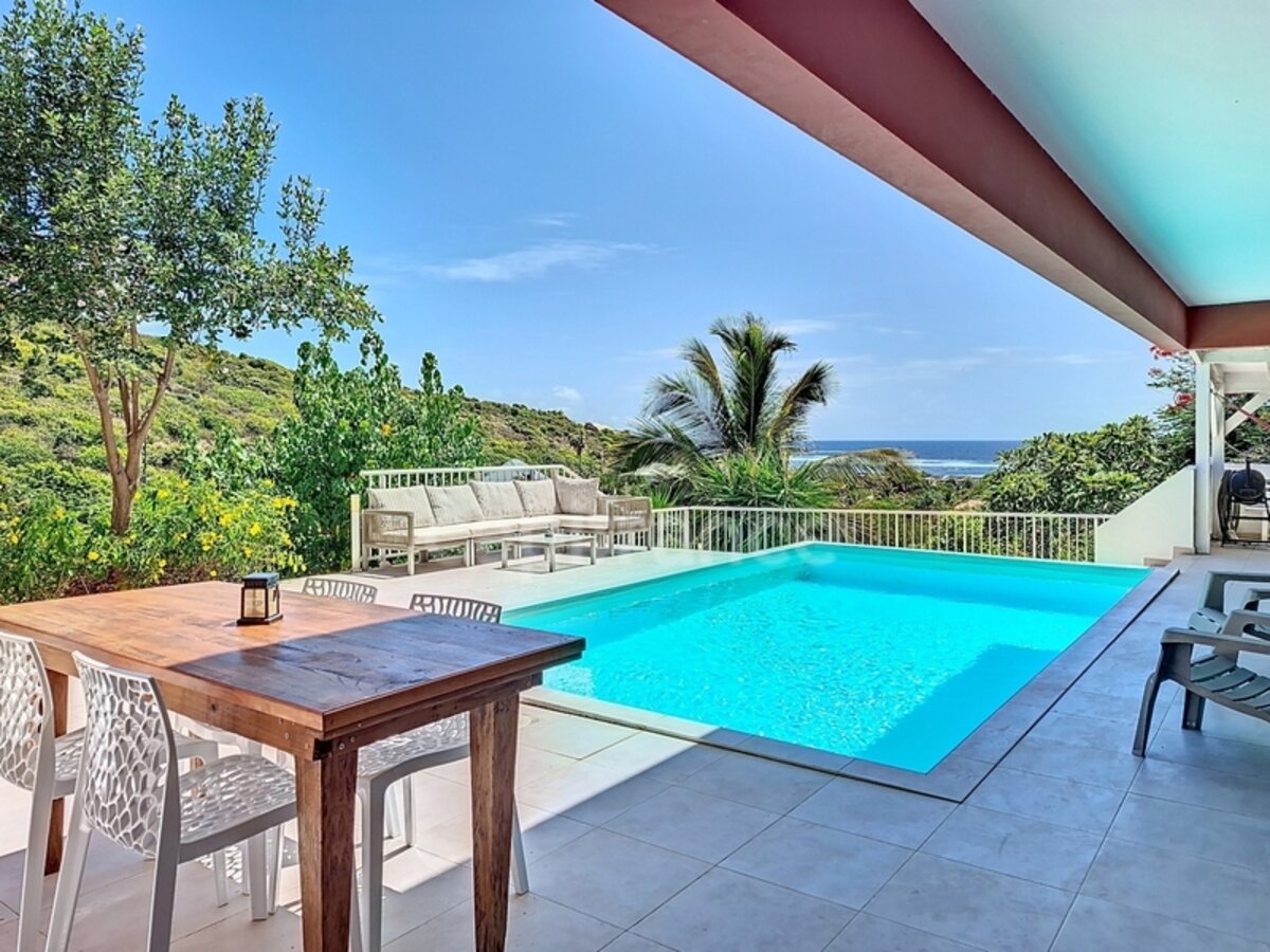 Villa 3 Bedrooms + Studio With Sea View And Pool On Oyster