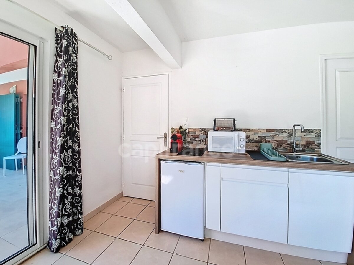 Villa 3 Bedrooms + Studio With Sea View And Pool On Oyster