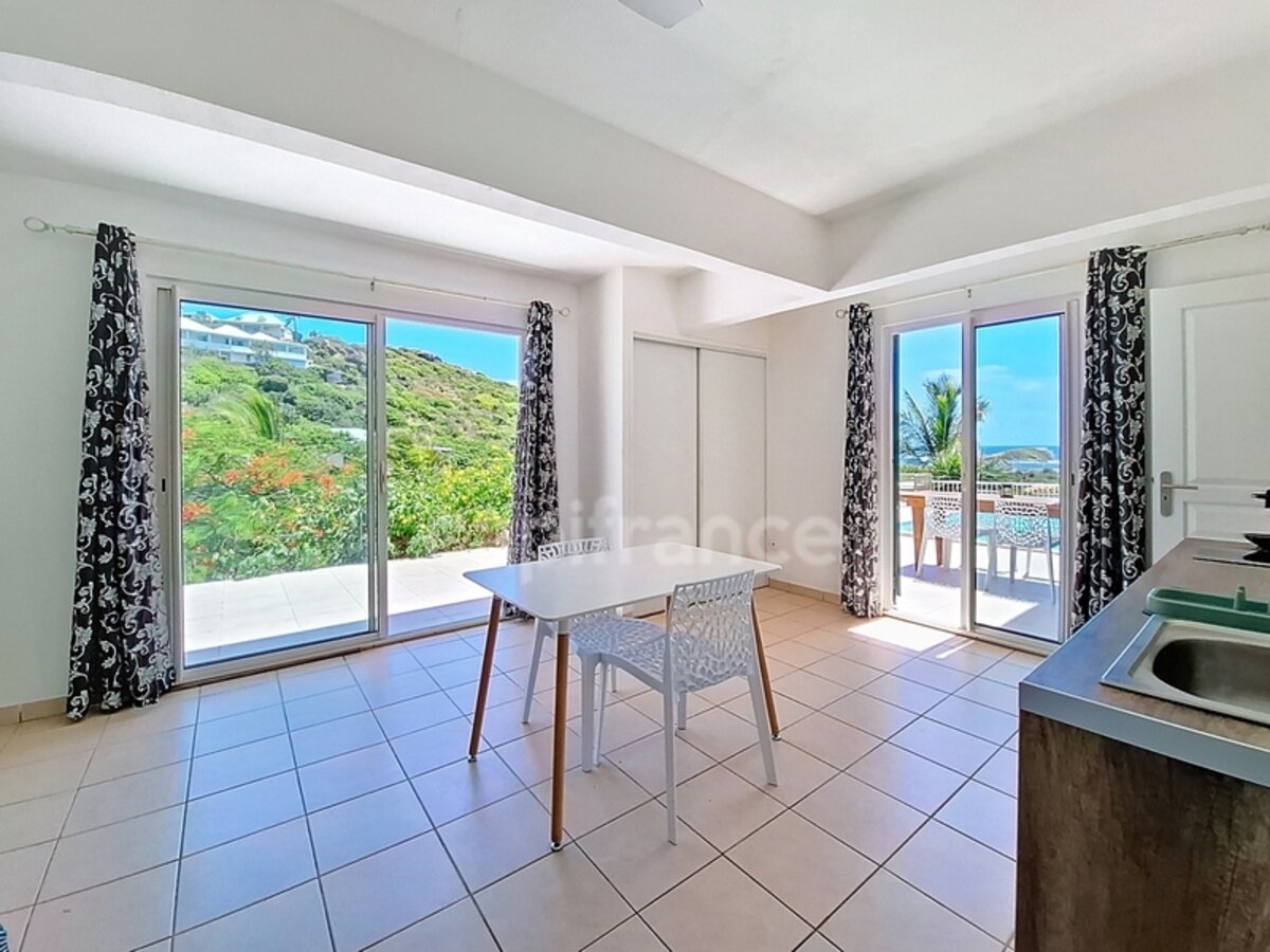 Villa 3 Bedrooms + Studio With Sea View And Pool On Oyster