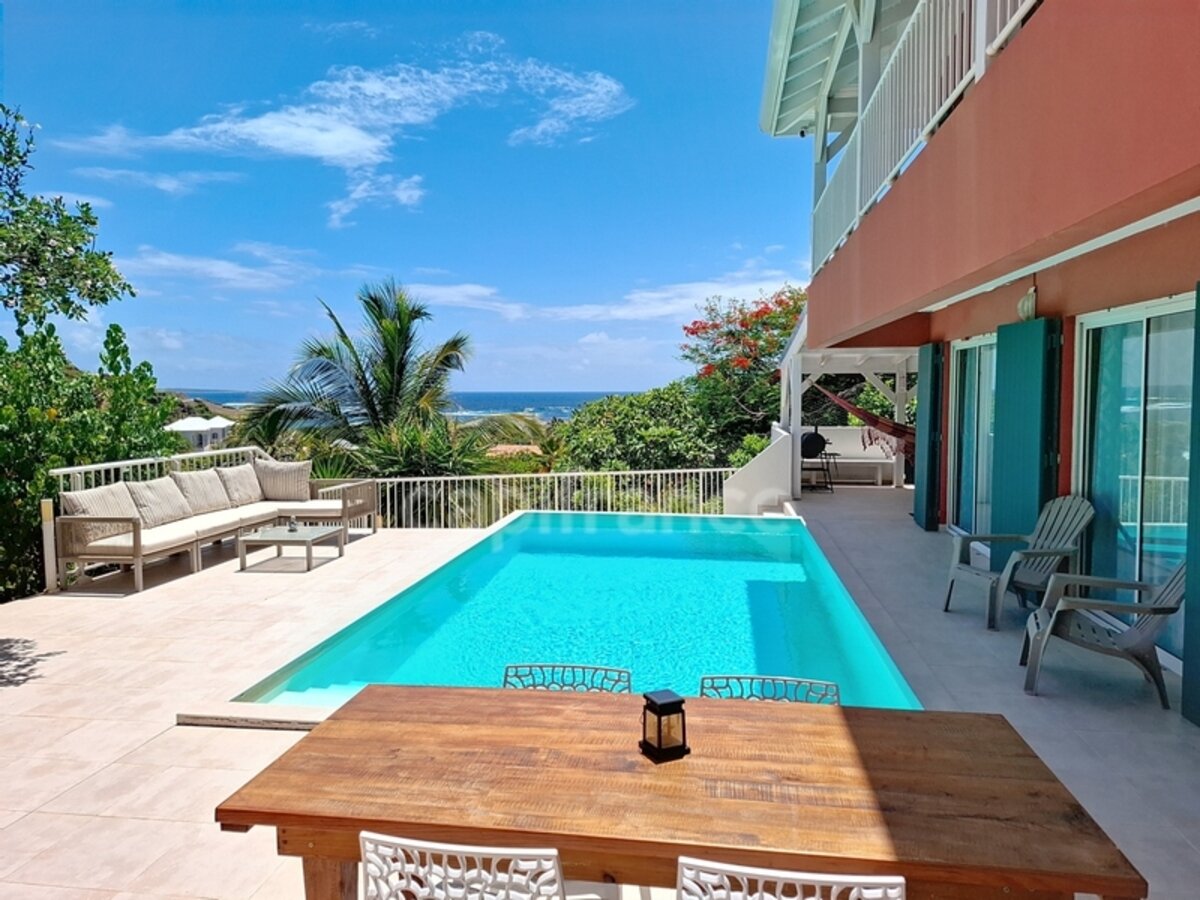 Villa 3 Bedrooms + Studio With Sea View And Pool On Oyster