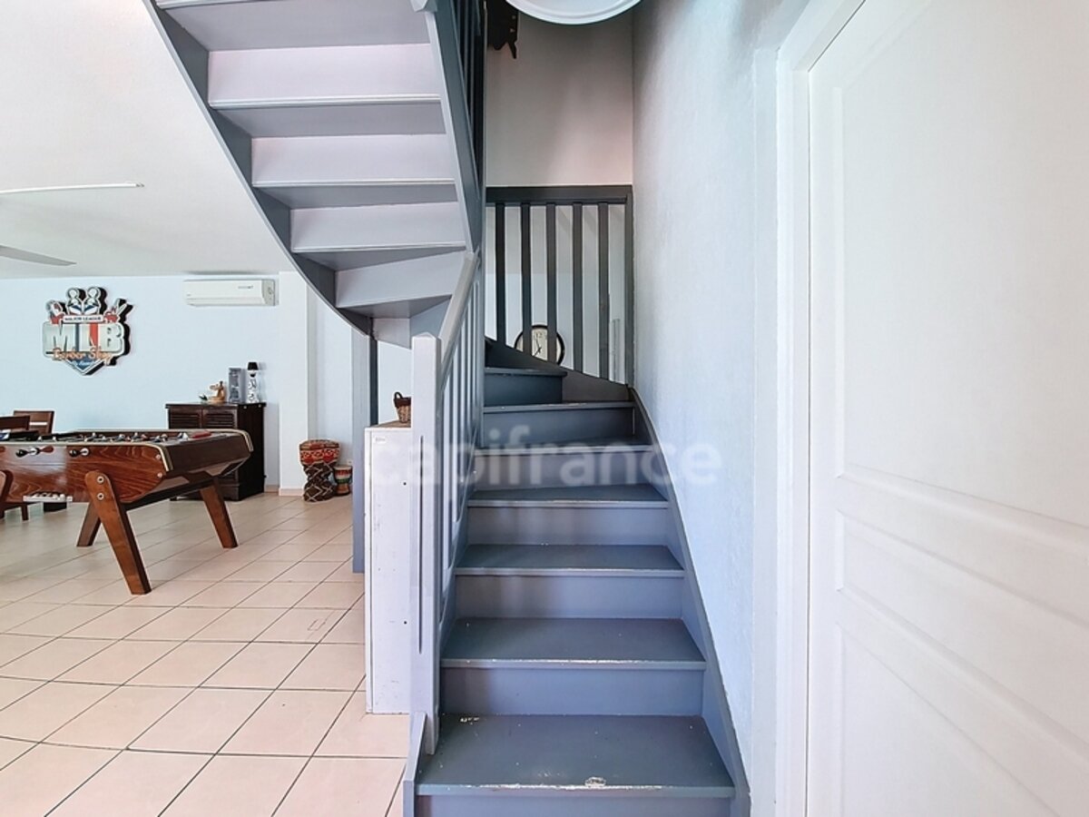 Villa 3 Bedrooms + Studio With Sea View And Pool On Oyster