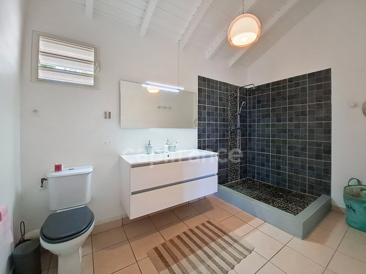 Villa 3 Bedrooms + Studio With Sea View And Pool On Oyster