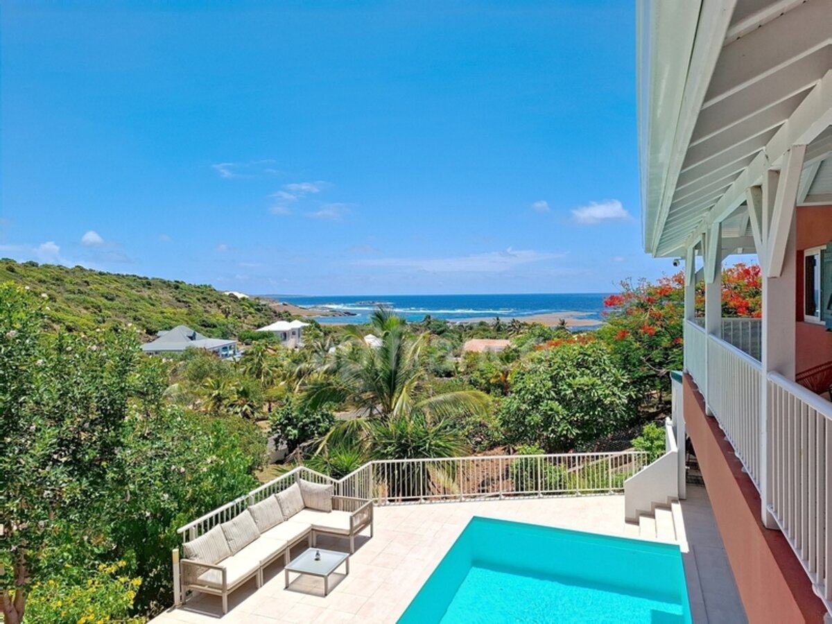 Villa 3 Bedrooms + Studio With Sea View And Pool On Oyster