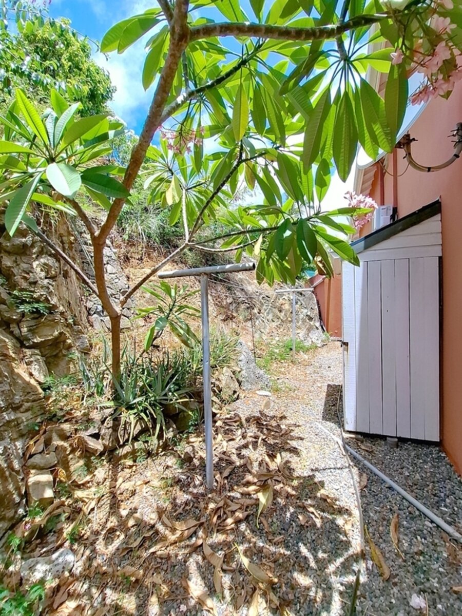 Villa 3 Bedrooms + Studio With Sea View And Pool On Oyster