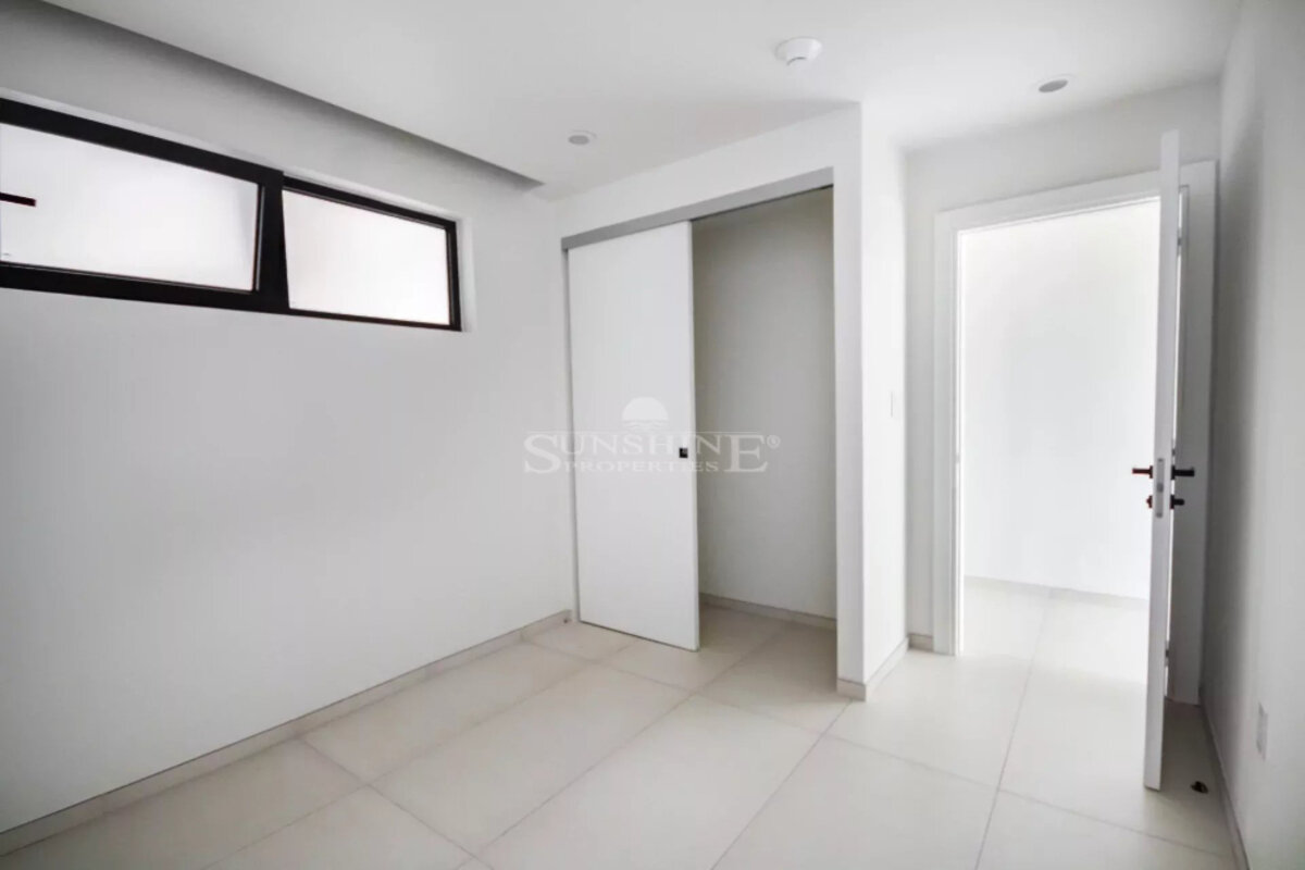 Stunning 1-bedroom at The Hills Residence