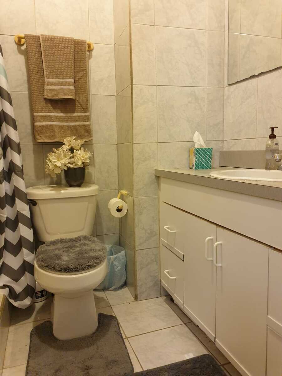 Spacious 1-Bedroom Condo with Breathtaking Views – Prime