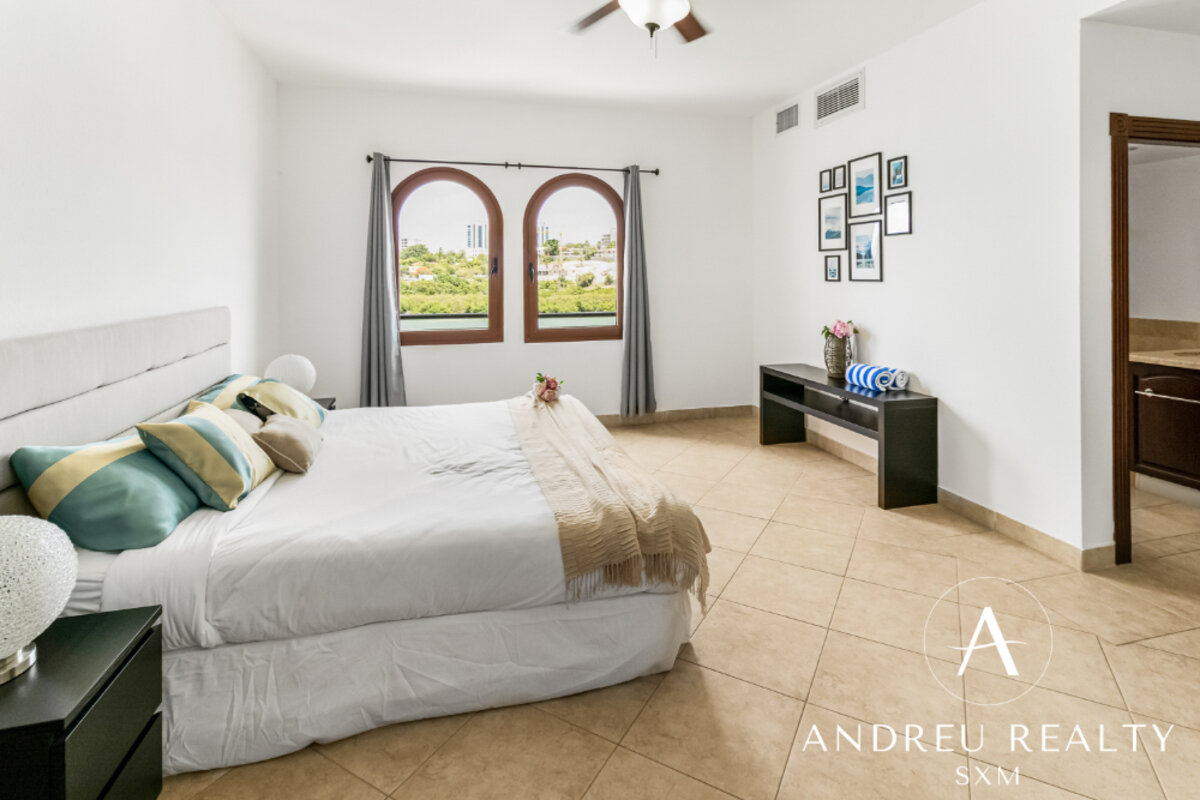 Spacieux 3 chambres à Porto Cupecoy