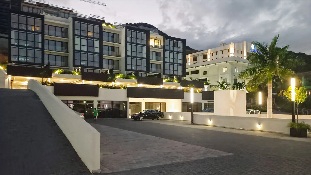 Apartment For Sale in Simpson bay, Sint Maarten