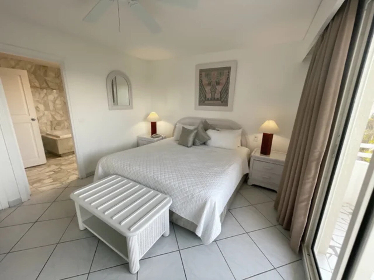 Apartment in Cupecoy, Sint Maarten