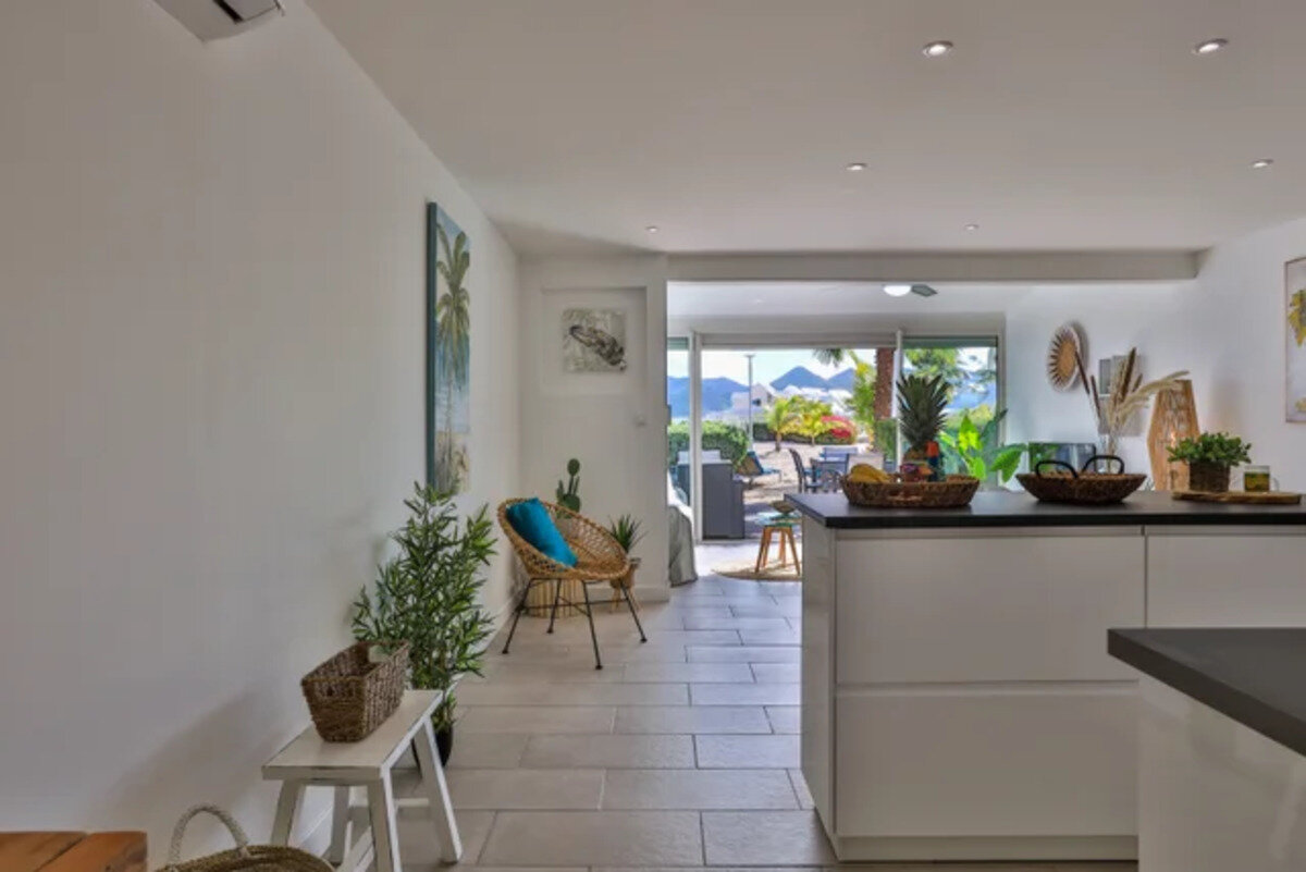 Apartment in Nettlé bay, Saint Martin