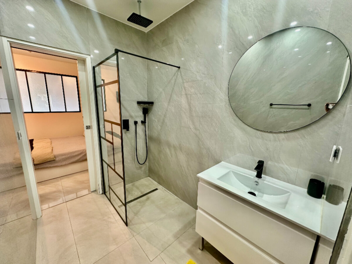 T3 rénové avec accès lagon - 40K/an – Baie Nettlé