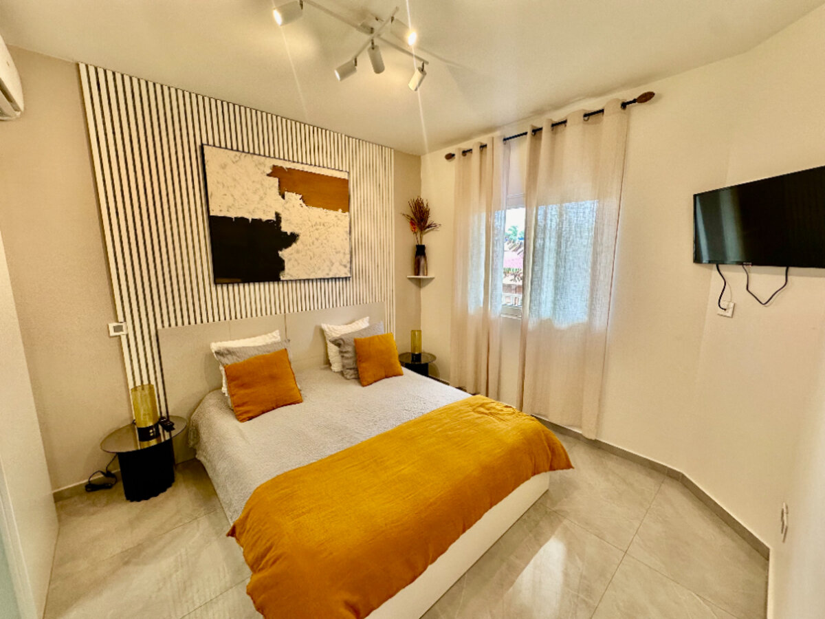 T3 rénové avec accès lagon - 40K/an – Baie Nettlé