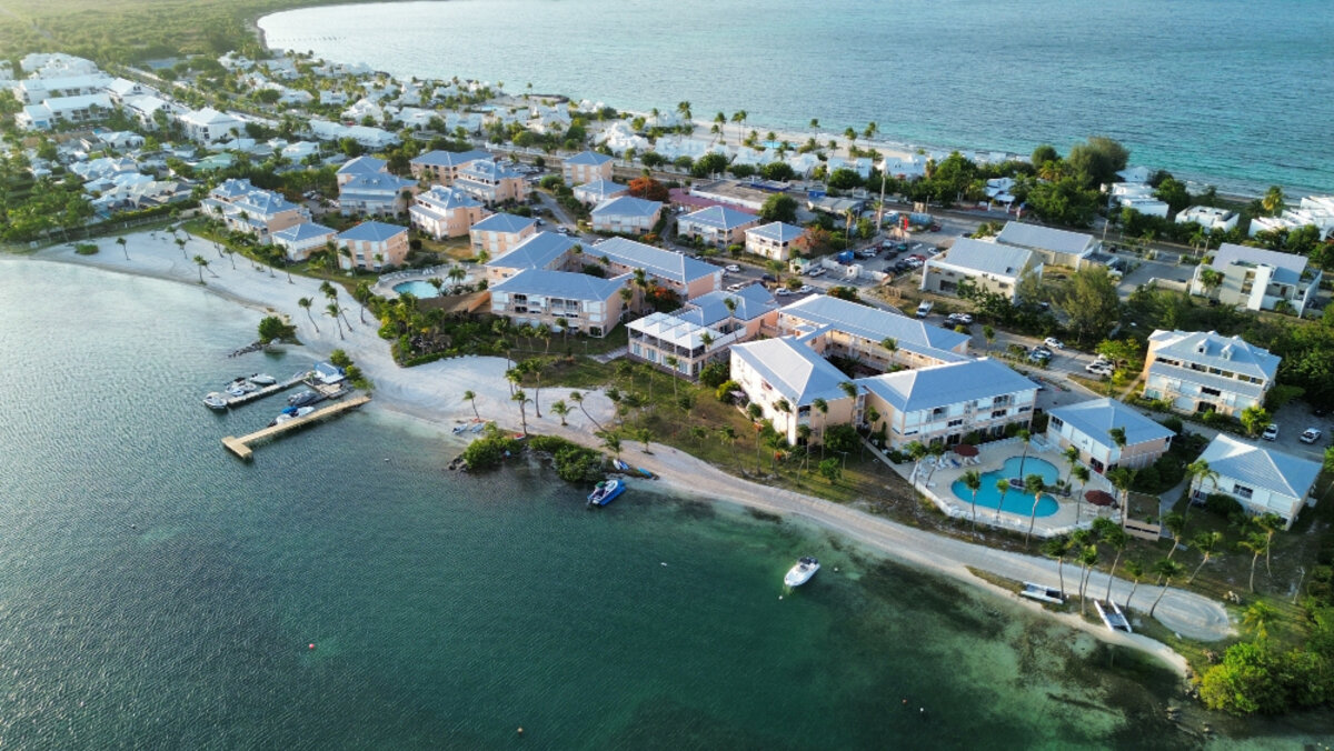 T3 rénové avec accès lagon - 40K/an – Baie Nettlé