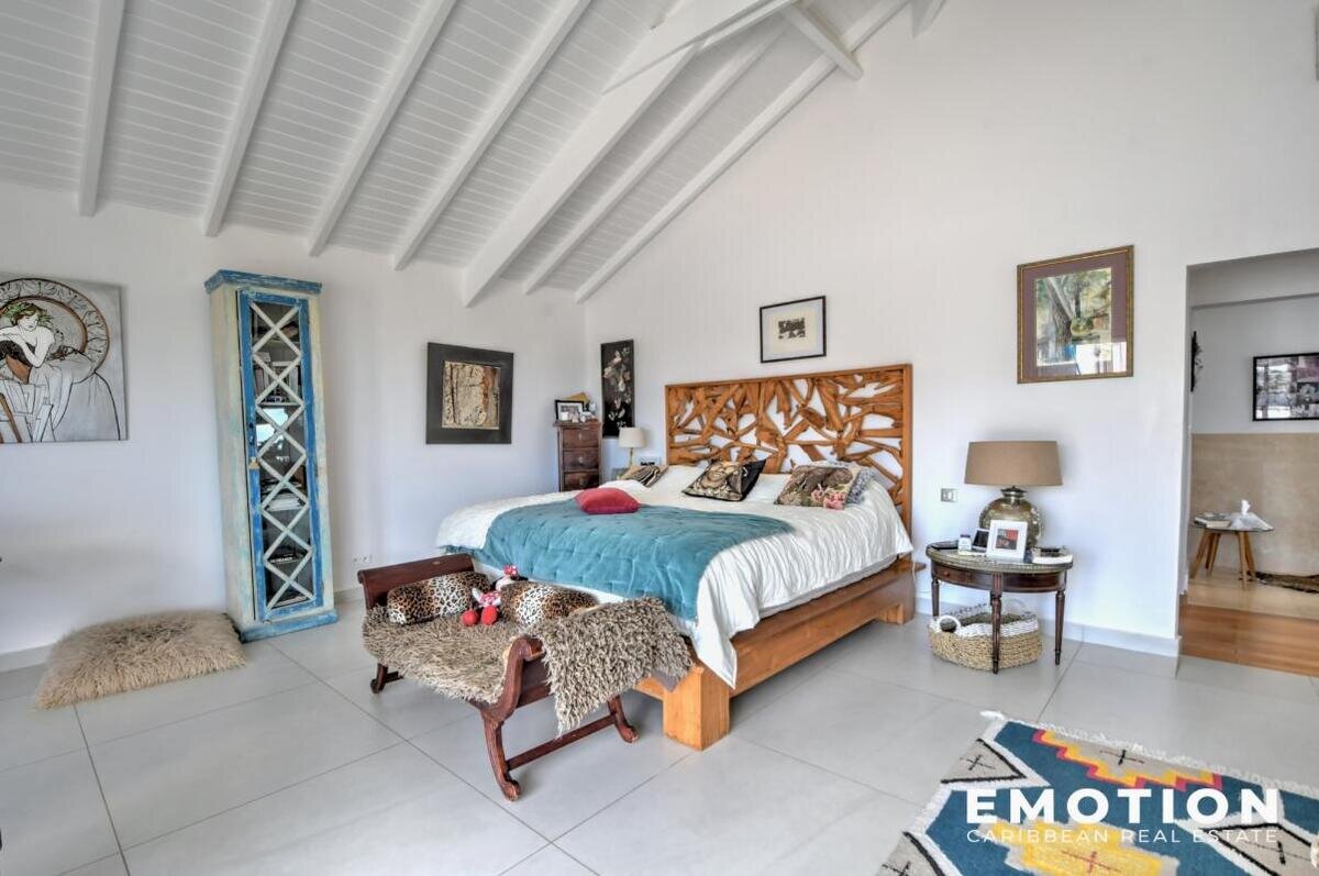 Magnificent Villa with sea view, Baie Rouge