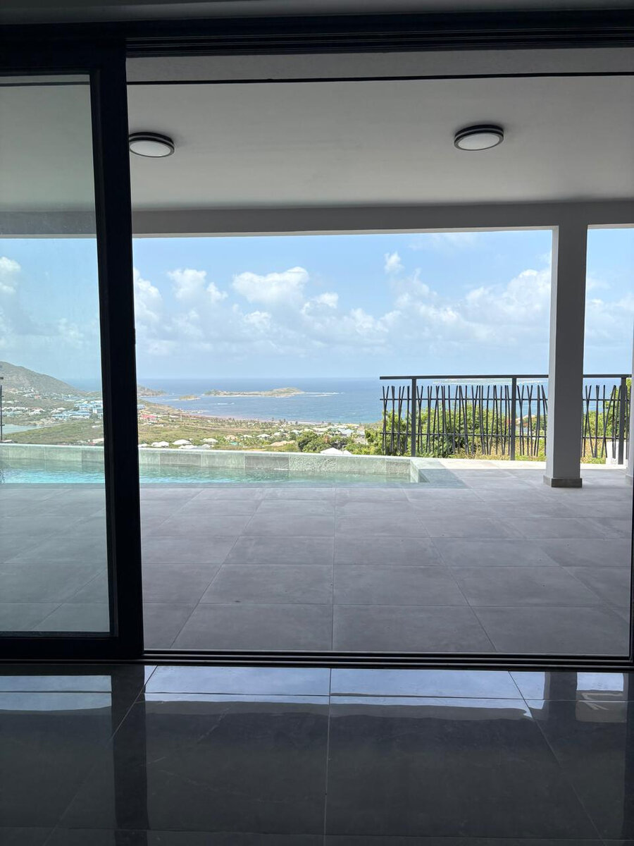 Villa"NEUVE"vue mer imprenable avec piscine