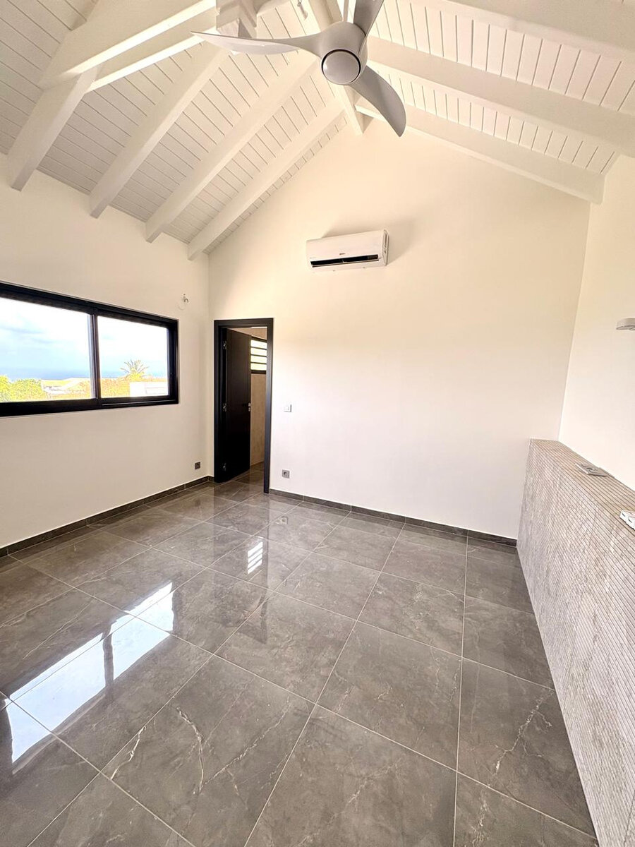 Villa"NEUVE"vue mer imprenable avec piscine