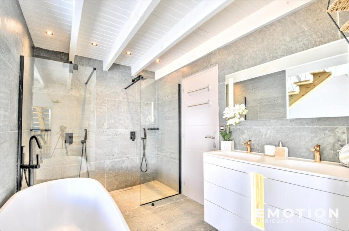 Villa T4 + Appt T3 - Vue mer