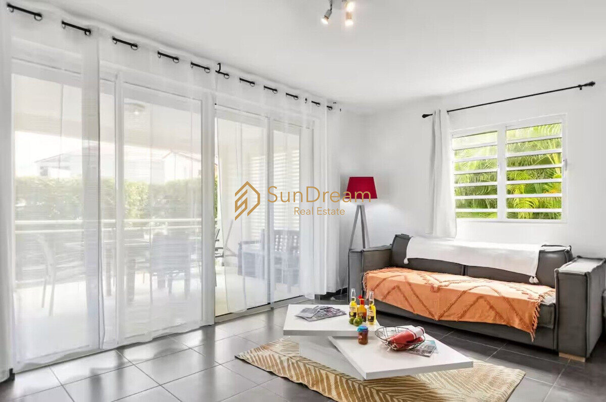 Cul de Sac Appartement T2 meublé avec terrasse et jardin