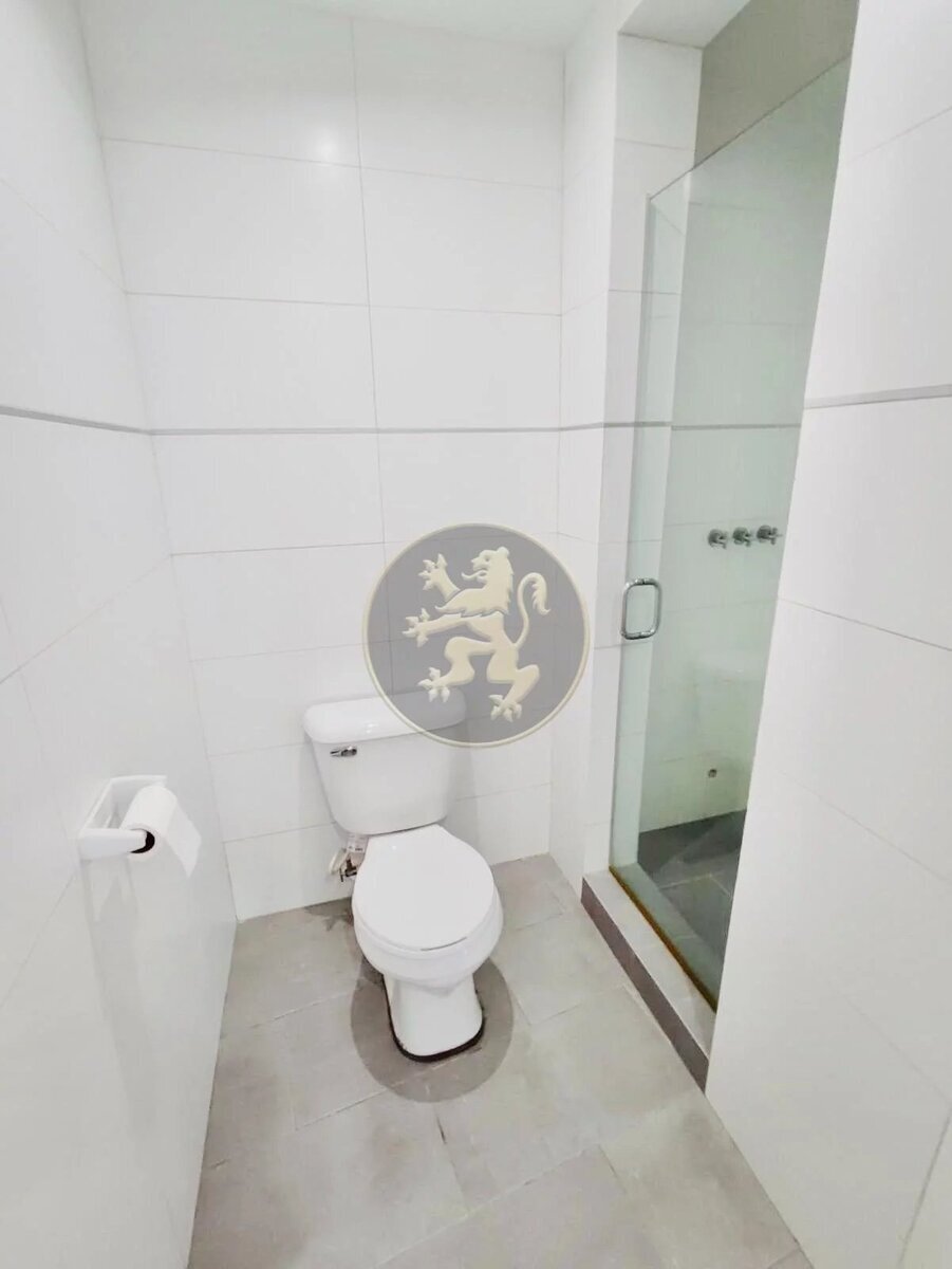 Experience the Magic of Simpson Bay with Views - Sint