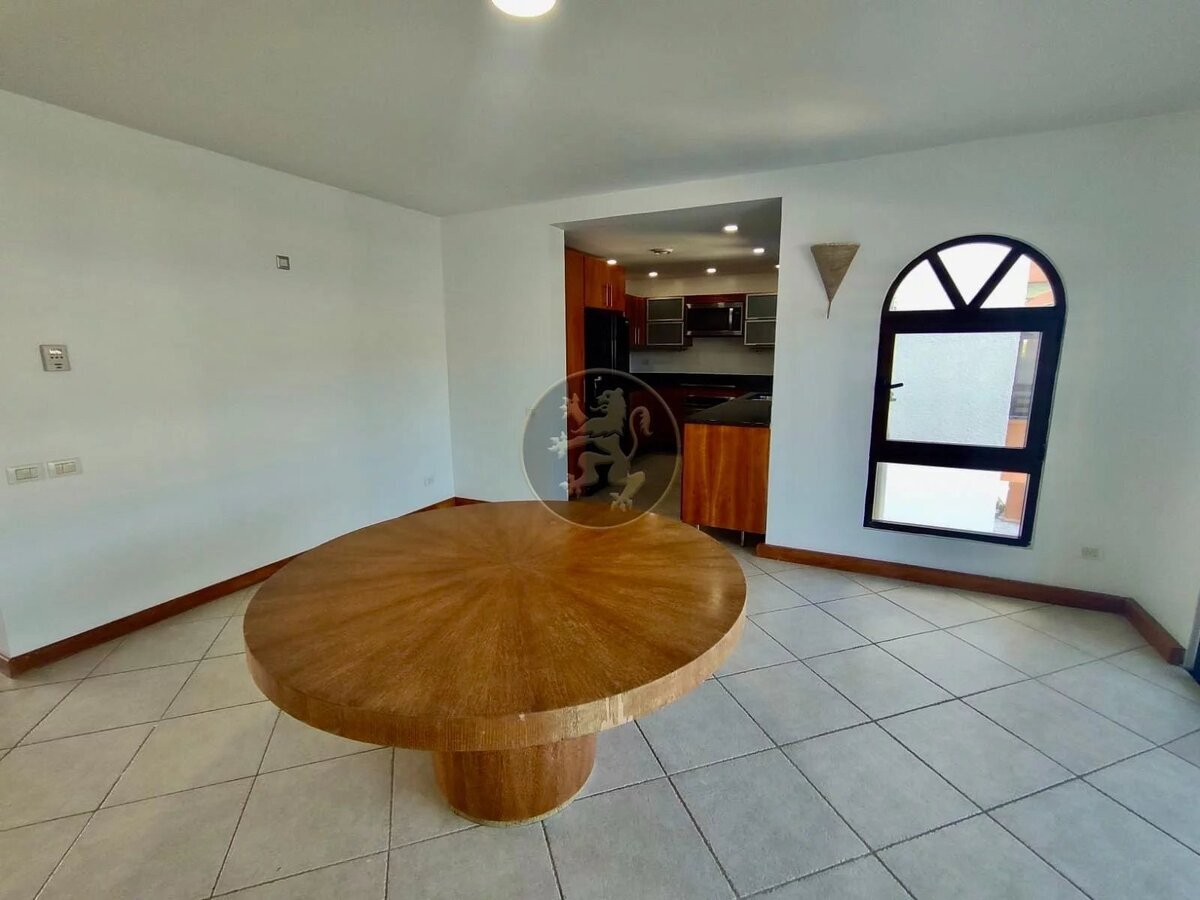 Luxurious 3-Bedroom Duplex with Private Boat Slip and