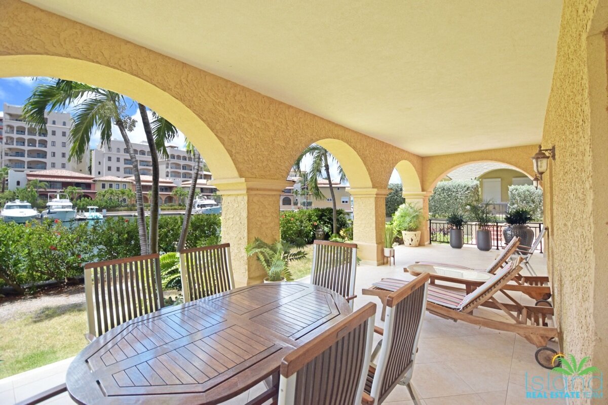 Porto Cupecoy 1 Bedroom Condo