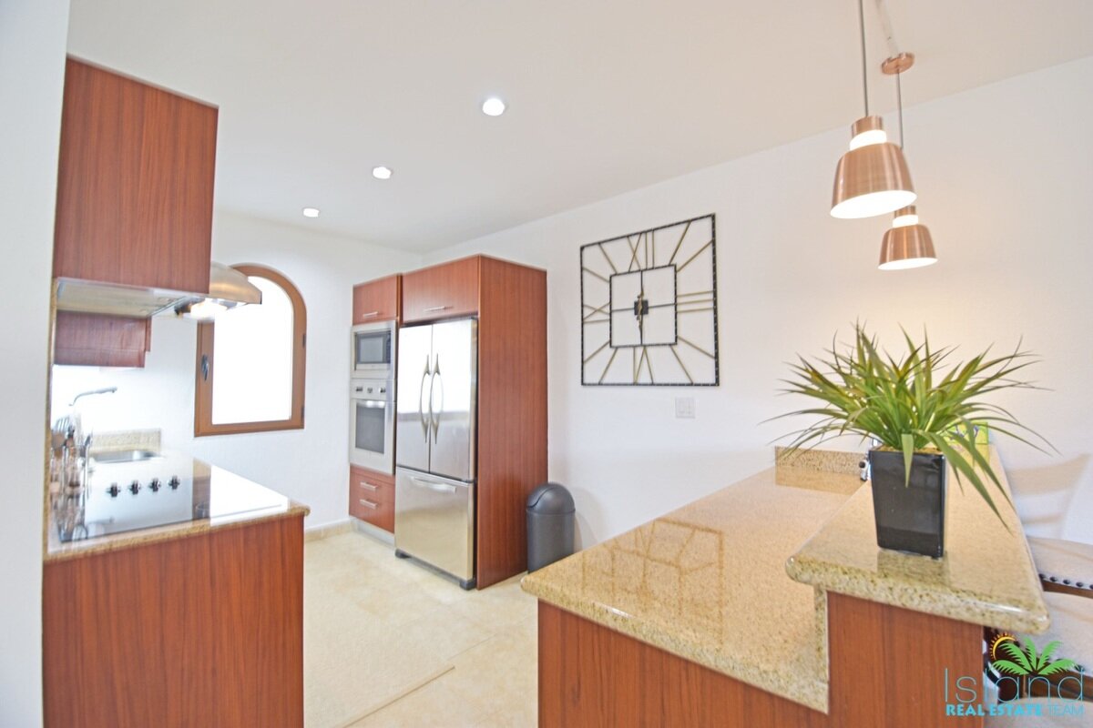 Porto Cupecoy 1 Bedroom Condo