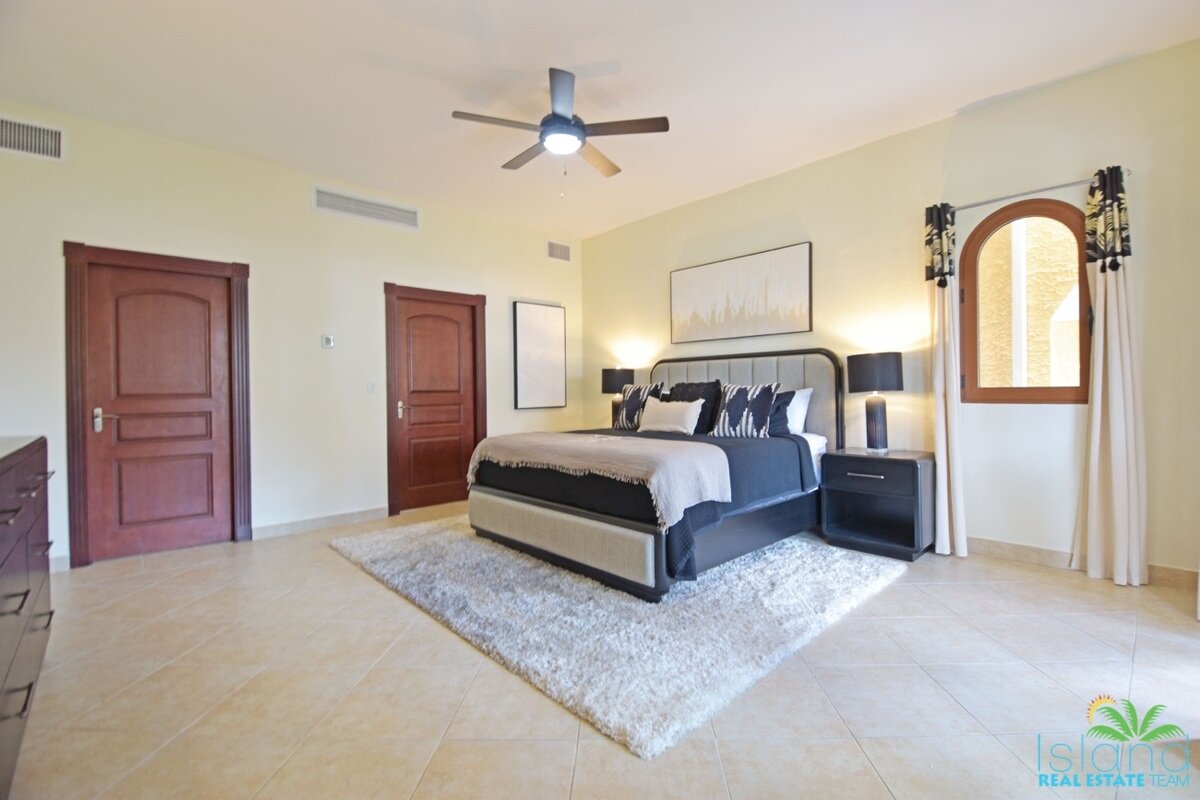 Porto Cupecoy 1 Bedroom Condo