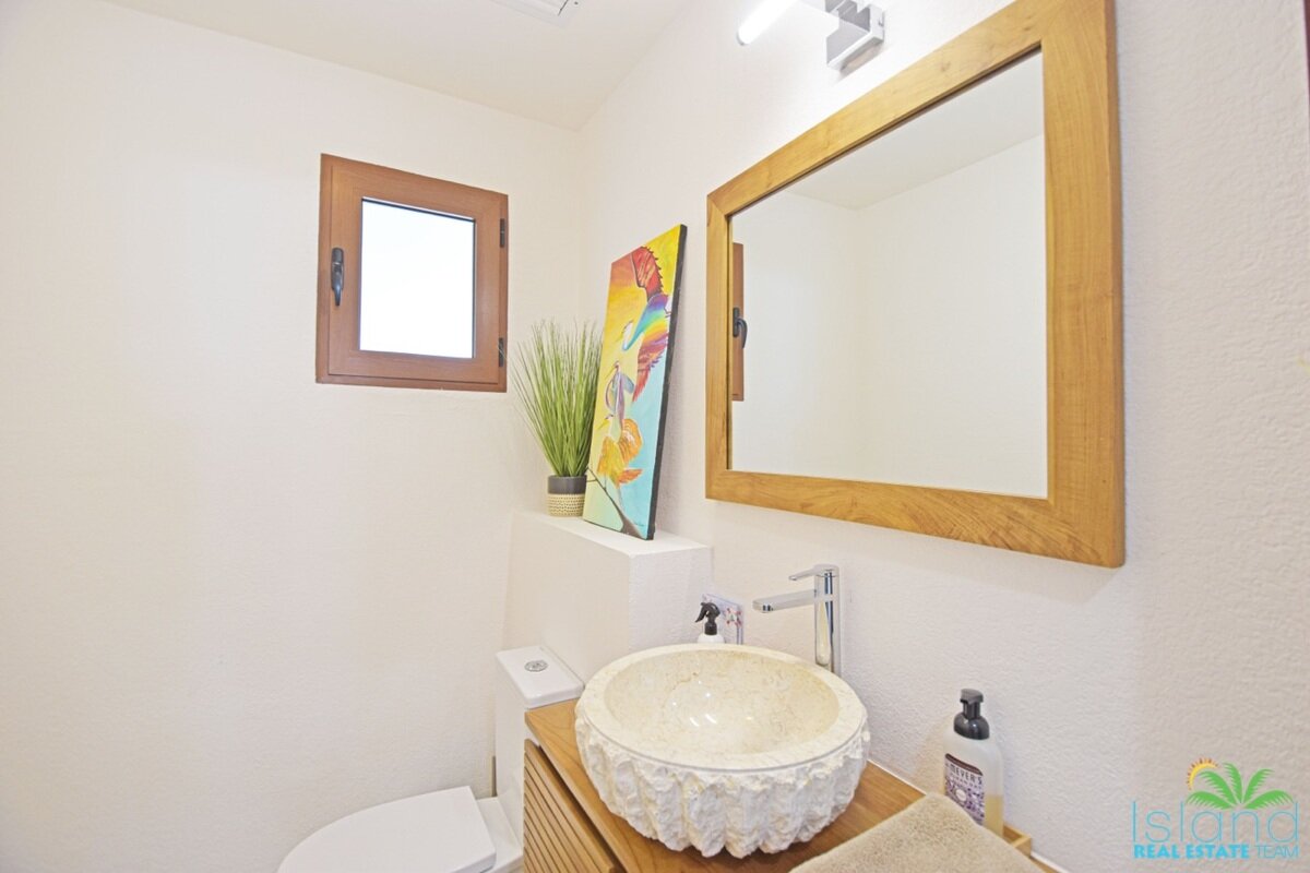 Porto Cupecoy 1 Bedroom Condo